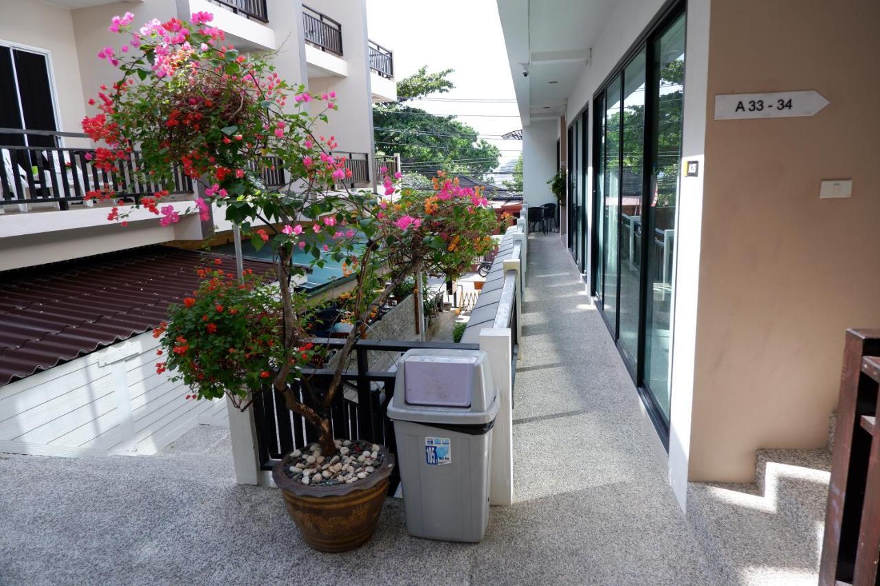 Kata Beachwalk Hotel And Bungalows Exterior foto