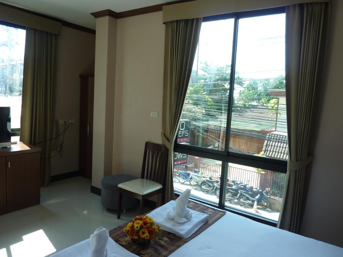 Kata Beachwalk Hotel And Bungalows Exterior foto