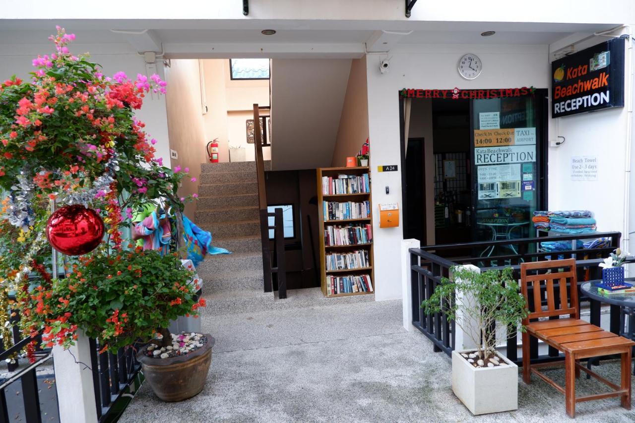 Kata Beachwalk Hotel And Bungalows Exterior foto