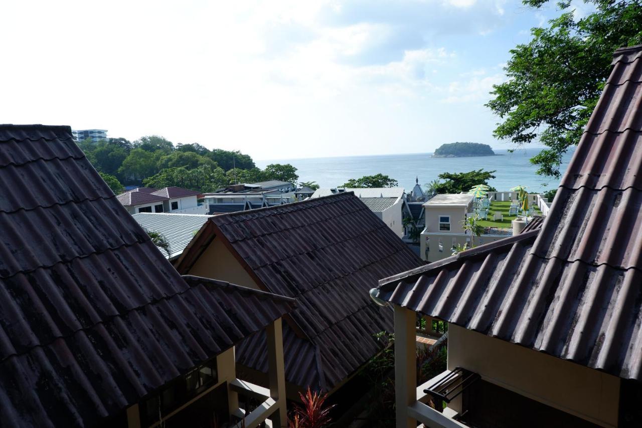 Kata Beachwalk Hotel And Bungalows Exterior foto