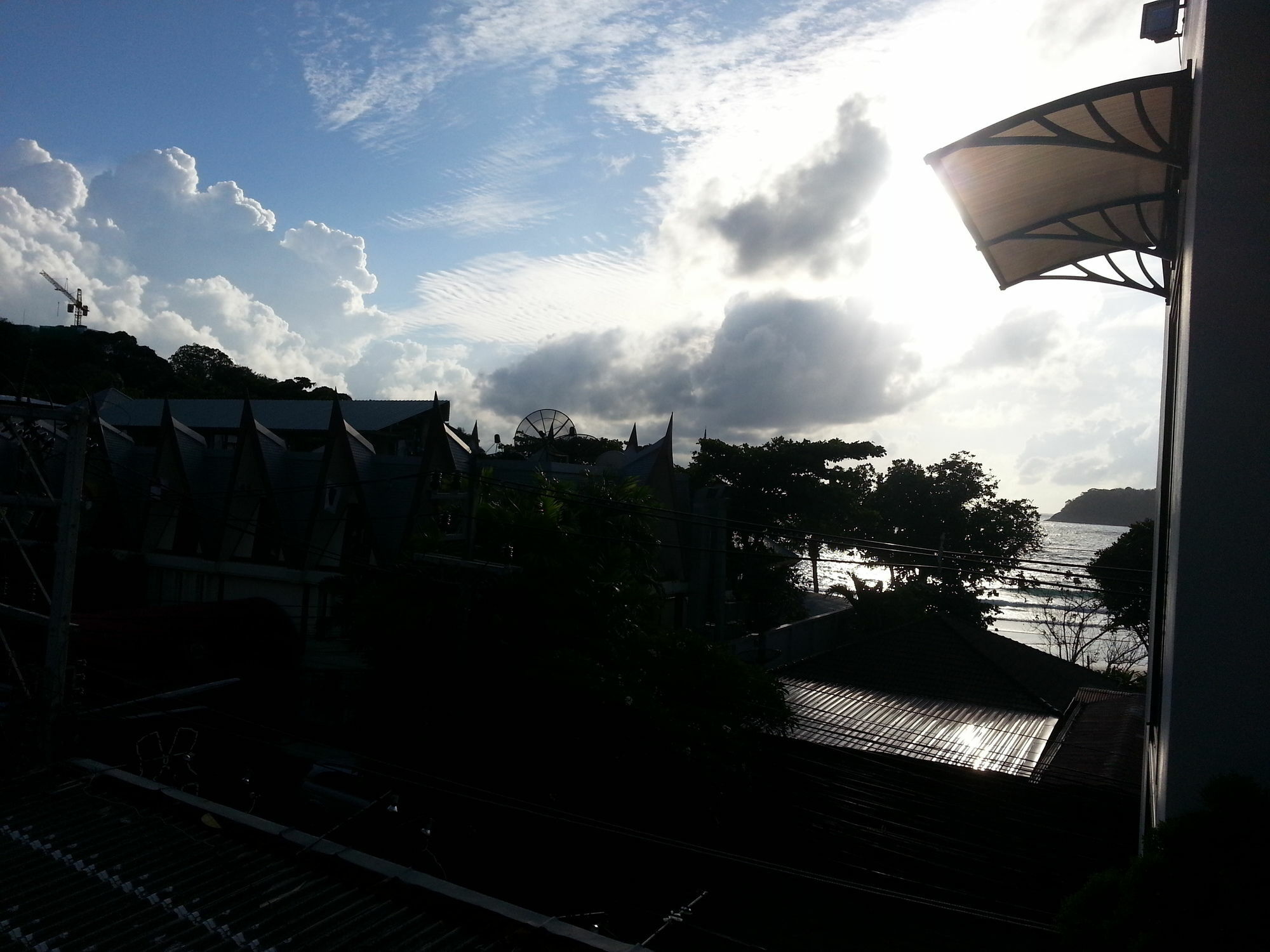 Kata Beachwalk Hotel And Bungalows Exterior foto
